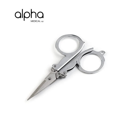 Tijera plegable multiuso.