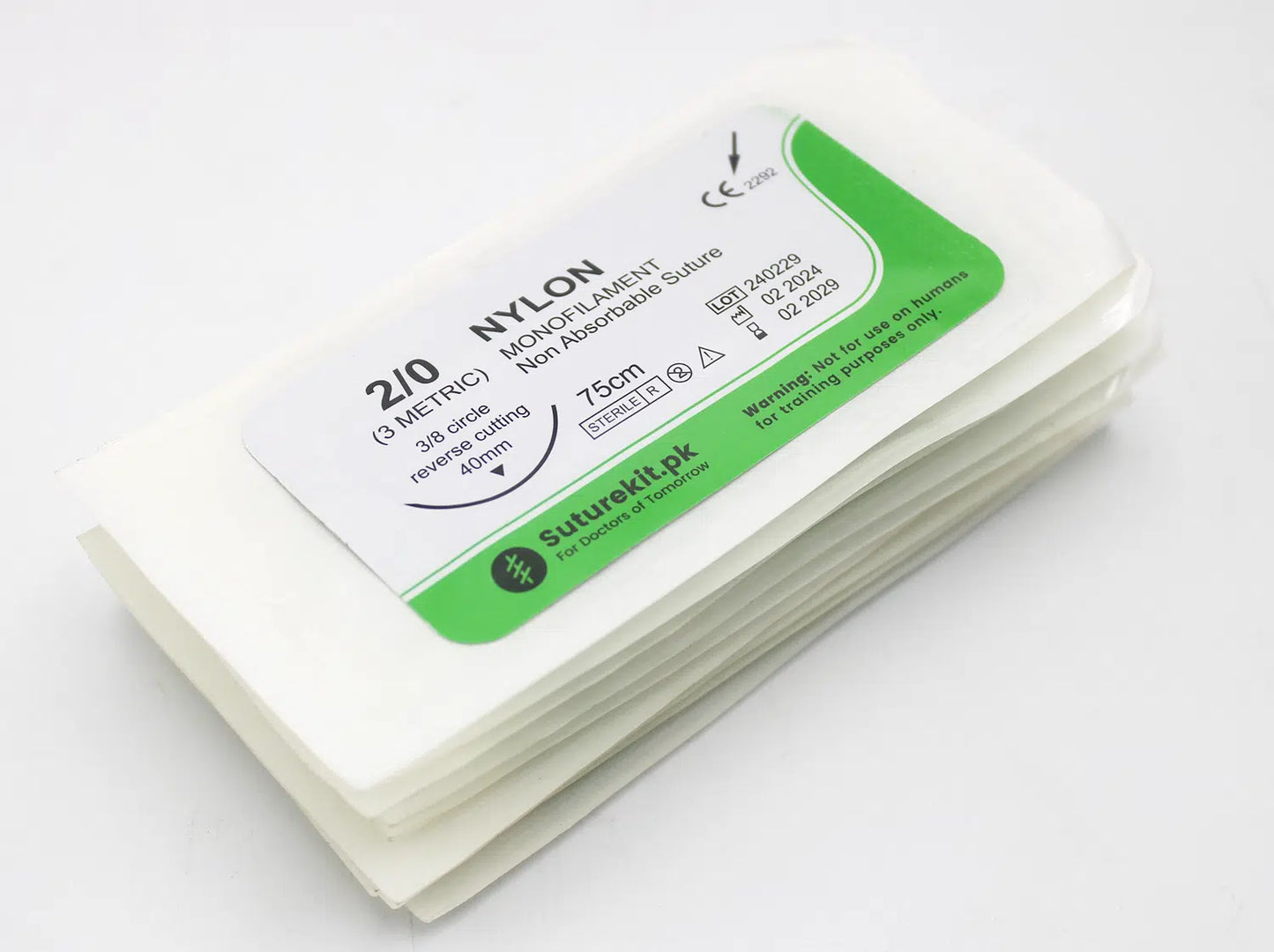 Hilo y Aguja Nylon para sutura diferentes medidas